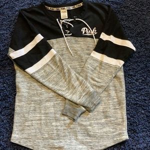 PINK / Victoria’s Secret Sweatshirt